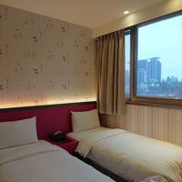 初日は502号室のツインルームに泊まった。