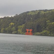 10分の乗船でしたが、平和の鳥居だけは撮影しました。