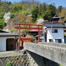 竹山随護稲荷神社