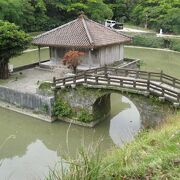 琉球石灰岩造りのアーチ橋