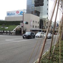 香林坊交差点から