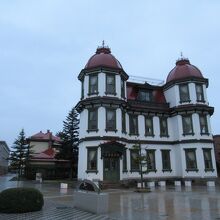 旧弘前市立図書館