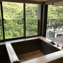 濃い温泉が客室で楽しめました