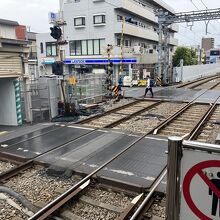 東門前駅