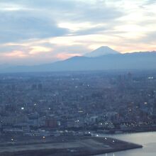 飛行機からだと見える機会が多いです