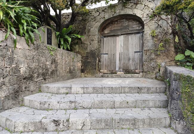 福建省の信仰心を沖縄に