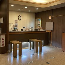 ホテルルートイン長泉沼津インター第2、いわくのフロント。