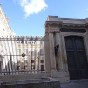 パリとイル・ド・フランスで最も美しい10の図書館、発見すべき
