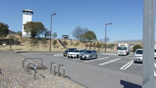 庭園や川中島合戦陣形図もある変わったPA