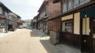 入場無料で見学できる建物も多い