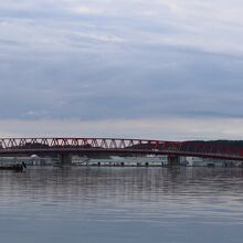 厚岸湖から見た厚岸大橋