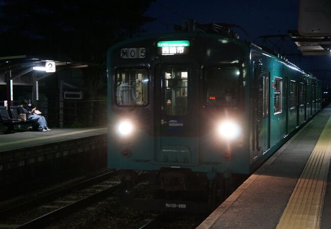 桜の名所、日岡山公園の最寄り駅