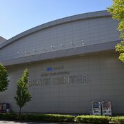 新横浜のスケートセンター
