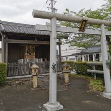 御霊神社