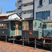 温泉駅前に