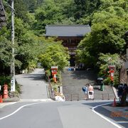 鞍馬寺は鞍馬山全体が境内ですので、是非、仁王門から、本堂、奥の院を経て西門に出るのをお勧めします。