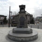 小樽オルゴール堂本館横の坂