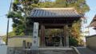 意外な場所に久留米城の城門が残っていました。