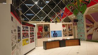 トヨタが関わるスポーツについて、企画展示がされていました。