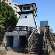 佃島に設置された灯台
