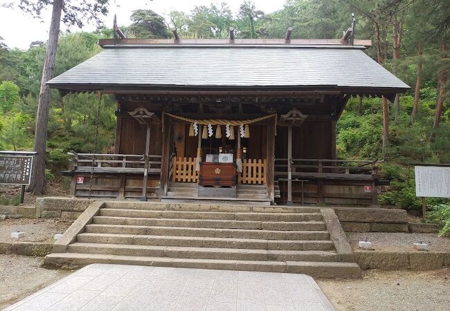 建勲神社