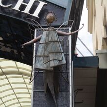 神戸元町商店街 女神の像