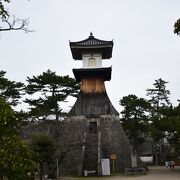 瀬戸内海を航行する船のために設けられた高燈籠