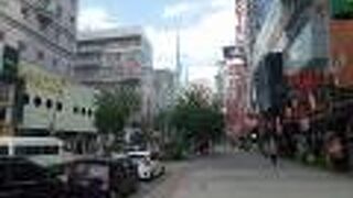 リトルインディアの大通り