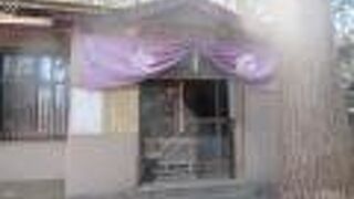 円山登山口にある大師堂