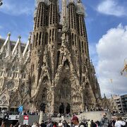 バルセロナで一番の観光スポット「サグラダファミリア」