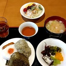 無料朝食