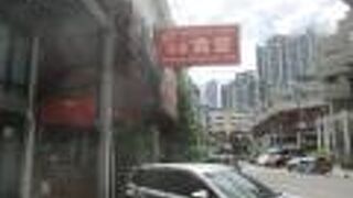 無料の水というのが嬉しい