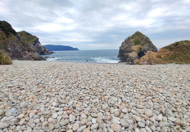 荒涼とした海