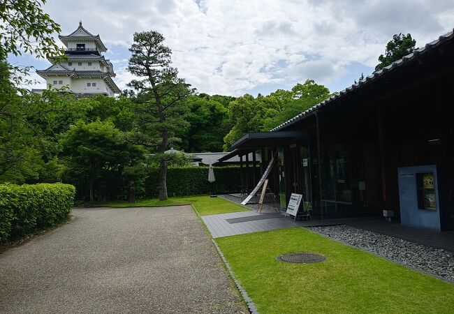 掛川市二の丸美術館