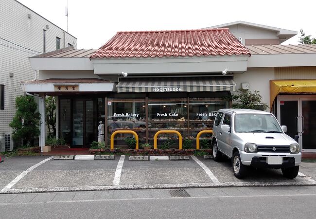 住宅街の老舗パン屋さん