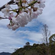 山の上の城