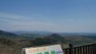 富良野と新得を結ぶ国道にある峠