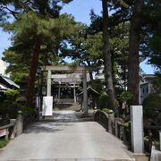 小田原の市街地にある神社