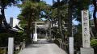 小田原の市街地にある神社