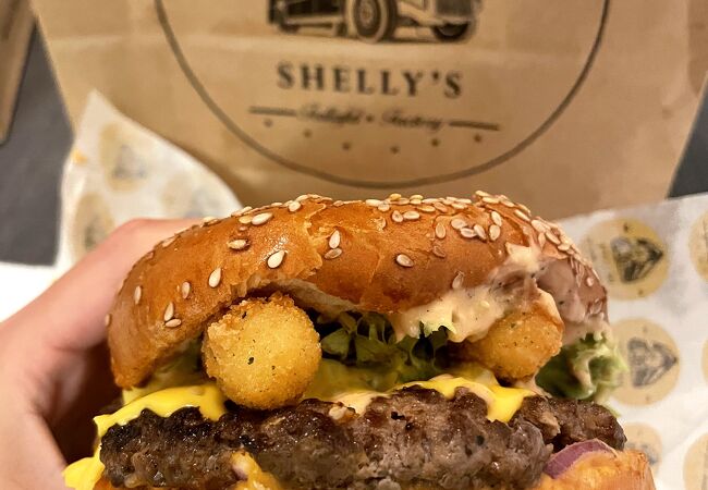 Shellys Burger & Fallafel