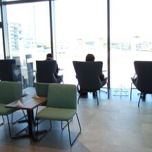 一人用の座席はゆったりして快適でした