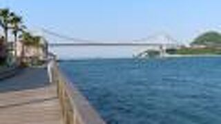 関からも門からも