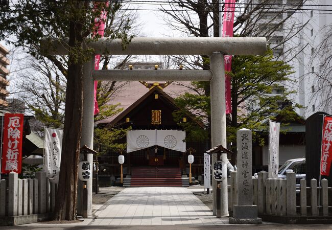 市街地にある北海道神宮