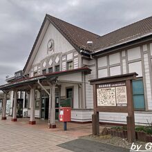 最寄りの東北本線白河駅