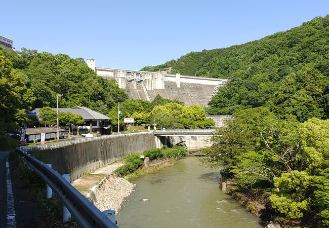 知明湖(一庫ダム)