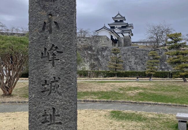 3月の小峰城