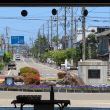 駅前の様子