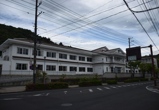 倉吉ふるさと工芸館