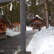 北海道開拓の功労者を祀る