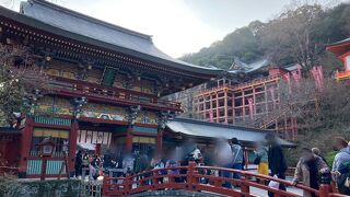 タイ人に人気の三大稲荷神社の一つ